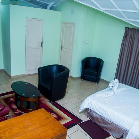 Residence Hoteliere De Moungali Brazzaville Exterior photo