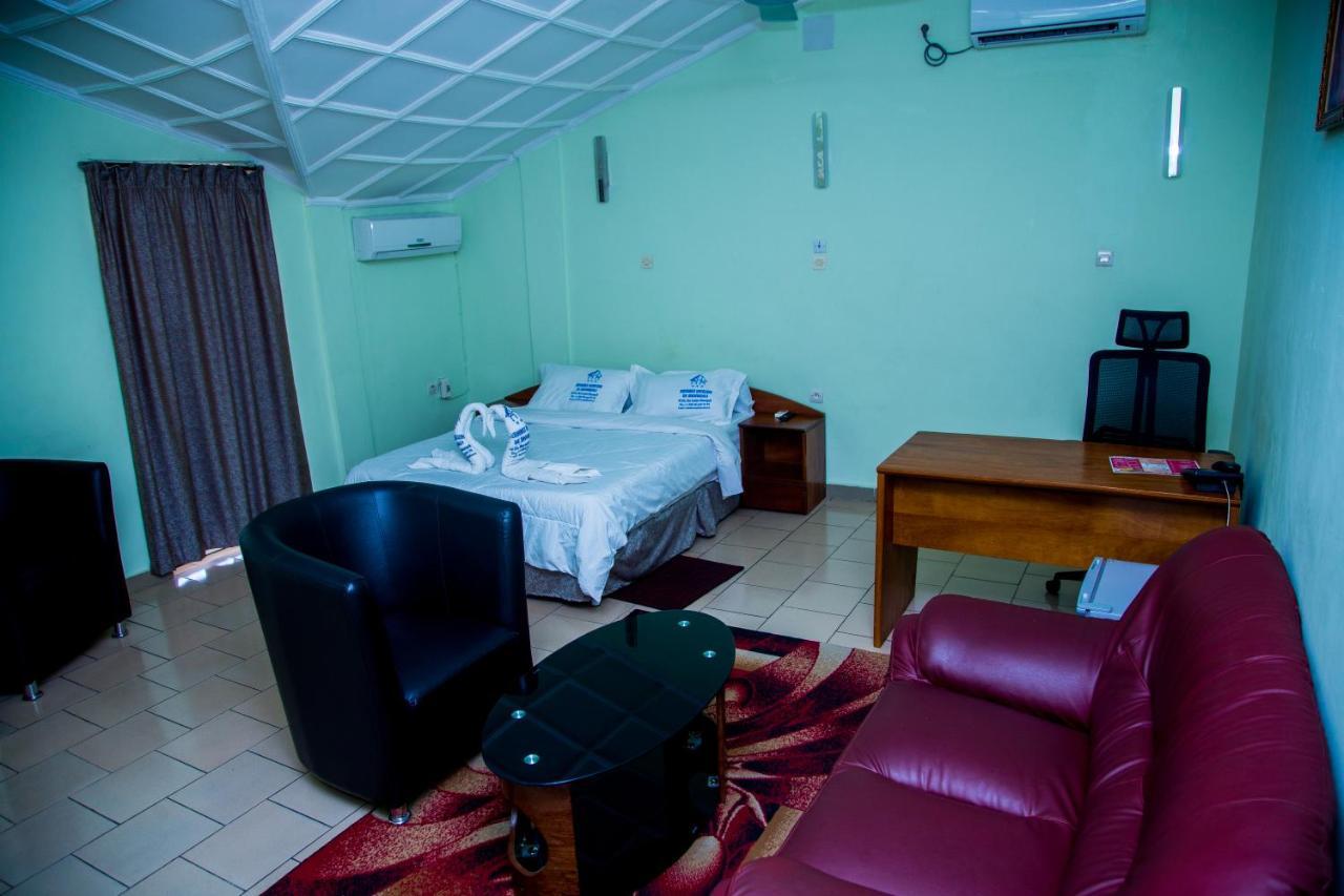 Residence Hoteliere De Moungali Brazzaville Exterior photo
