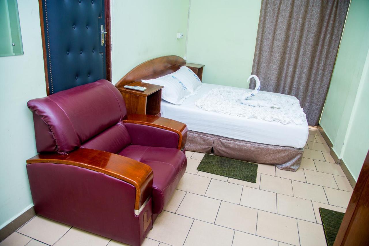Residence Hoteliere De Moungali Brazzaville Exterior photo